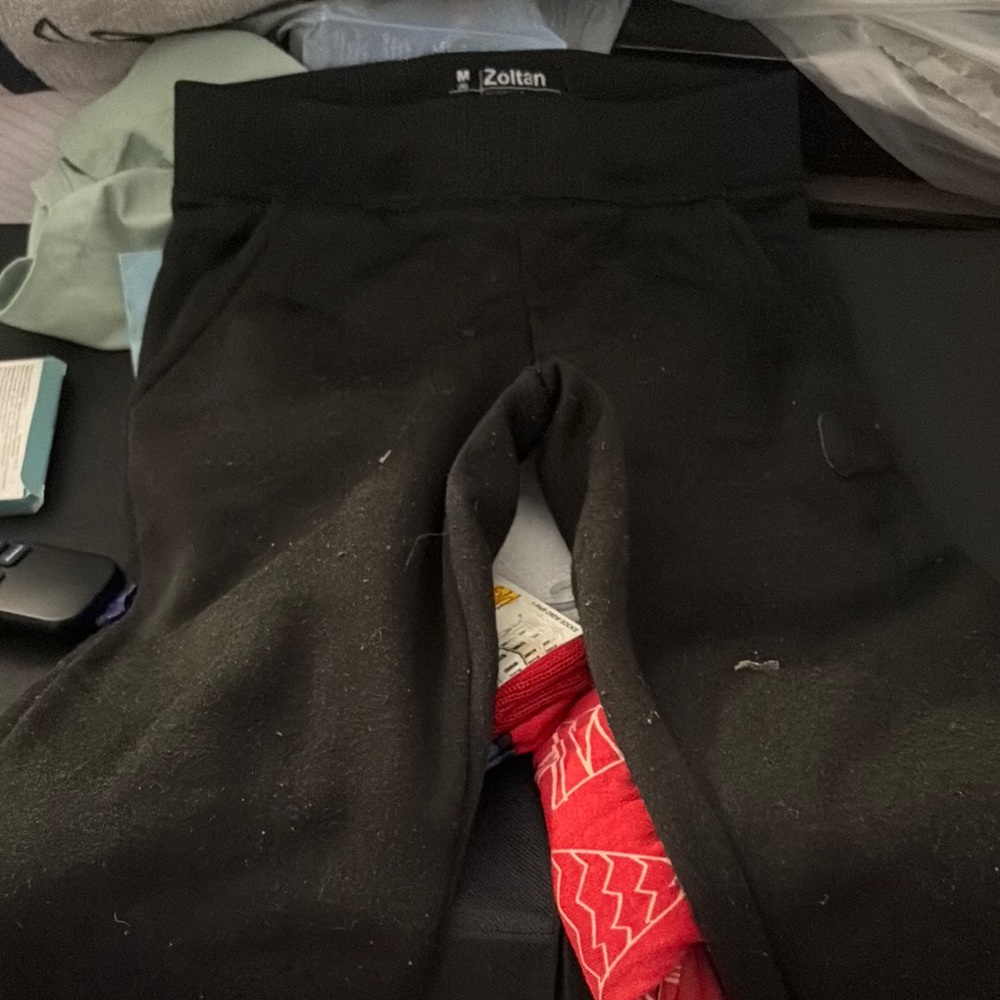 Zoltan Black Leggings